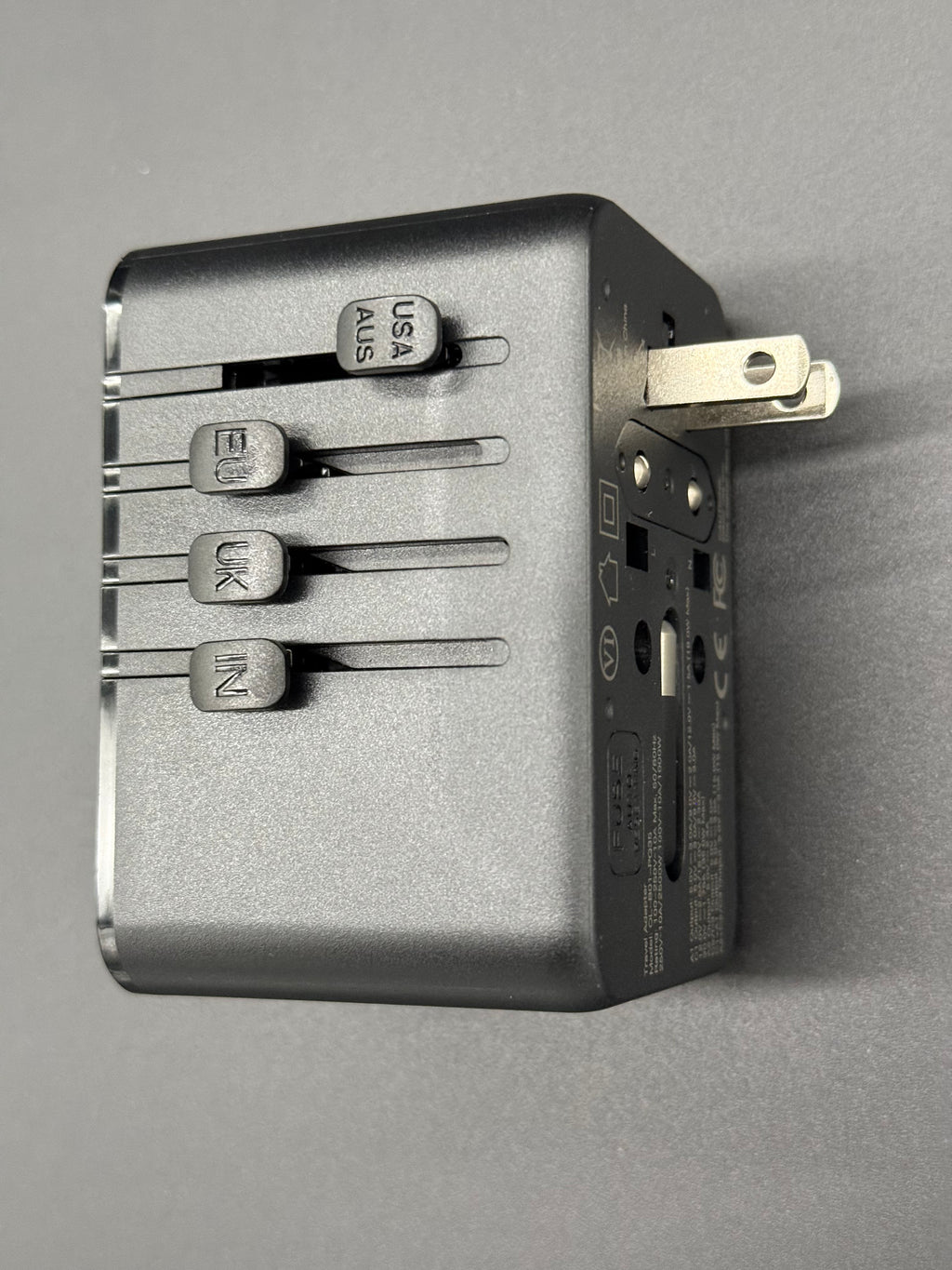 TLYMI Universal Travel Adapter