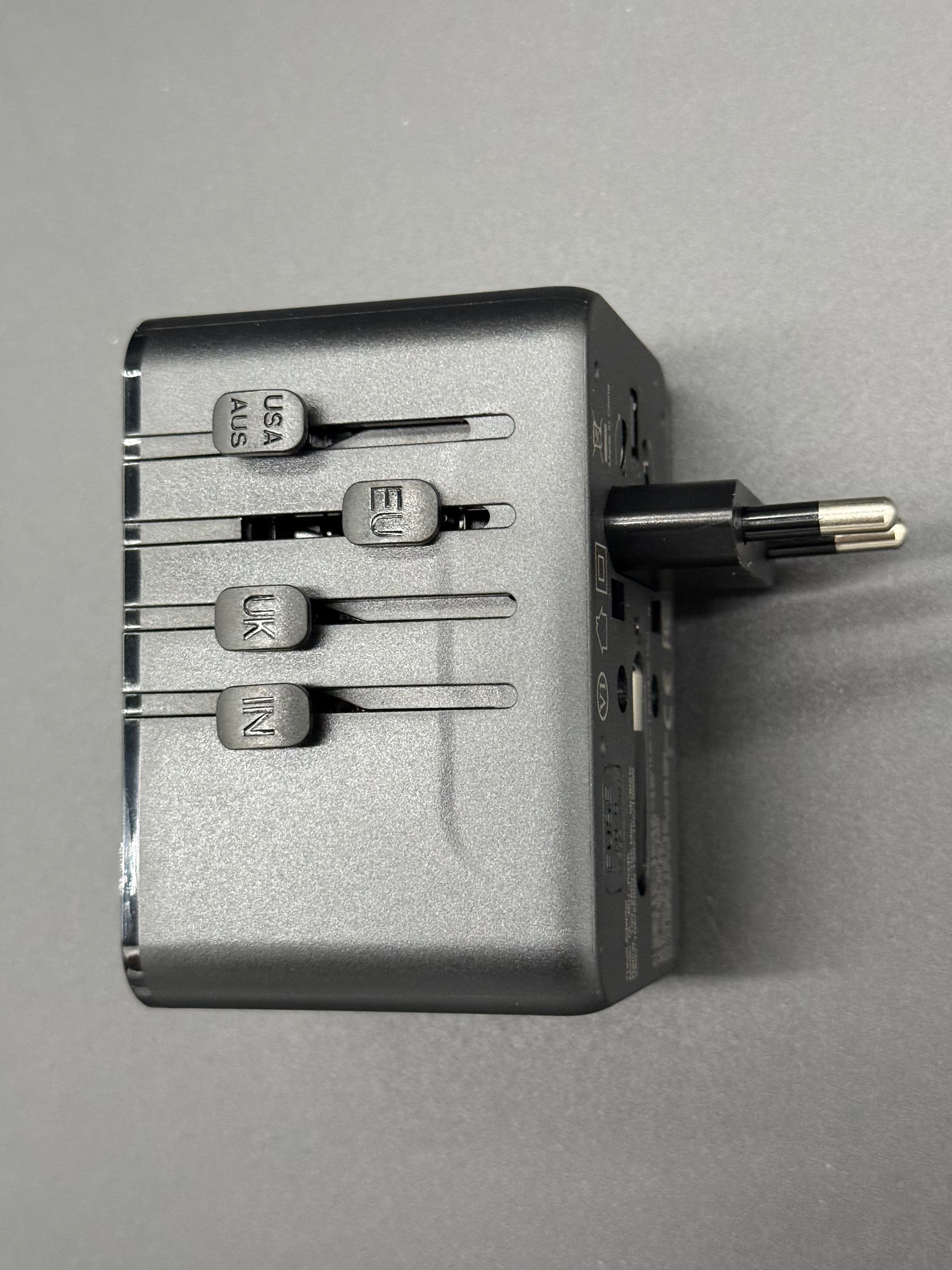 TLYMI Universal Travel Adapter